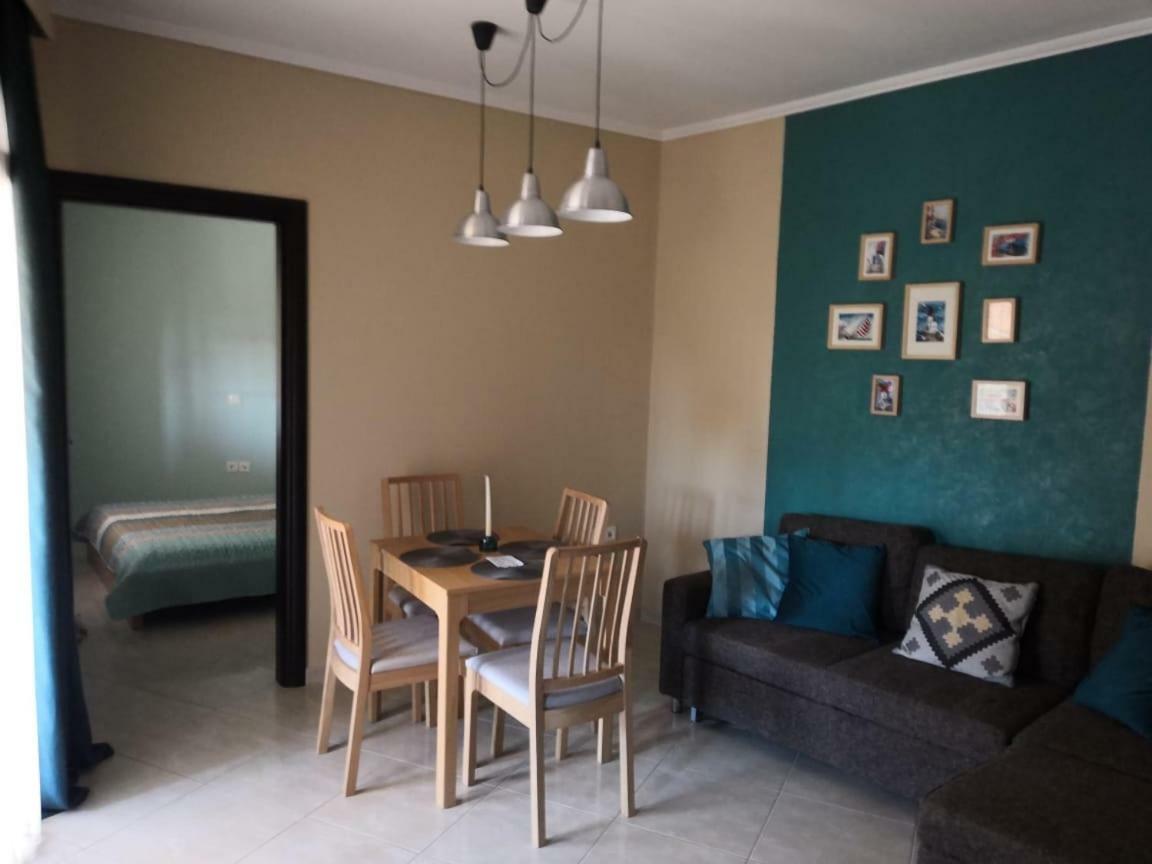 Comfortable Apartment Near The Central Beach Nea Skioni Exteriör bild